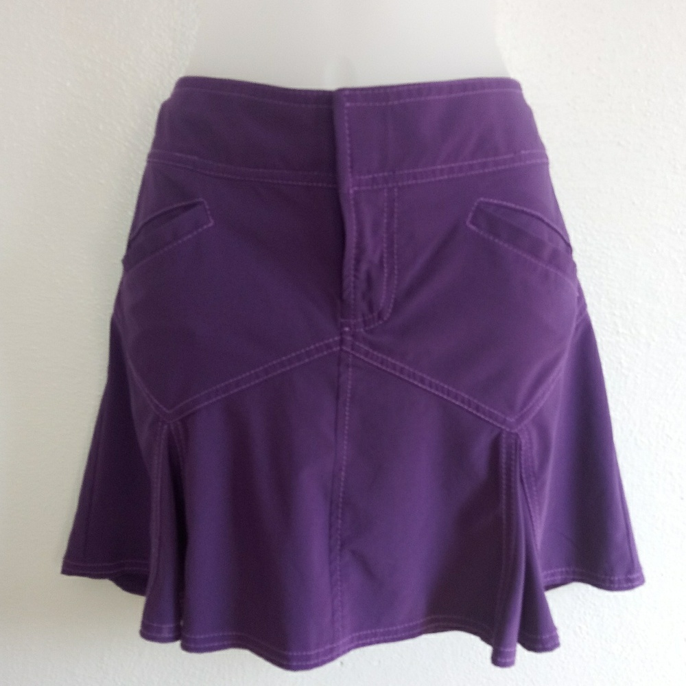 ATHLETA Purple All Terain Skirt with Pockets